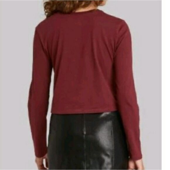 NWT Wild Fable Long-sleeved Tee - Picture 3 of 5